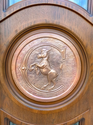 Чеканный декор