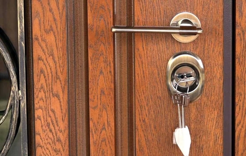 Ручка и замок