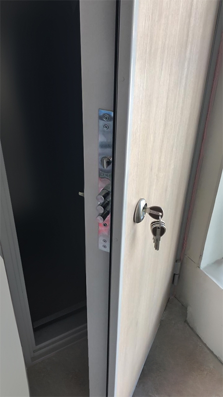 Дверной замок (установка по адресу ул. 2-я Звенигородская, 11) Дверной замок (установка по адресу ул. 2-я Звенигородская, 11)