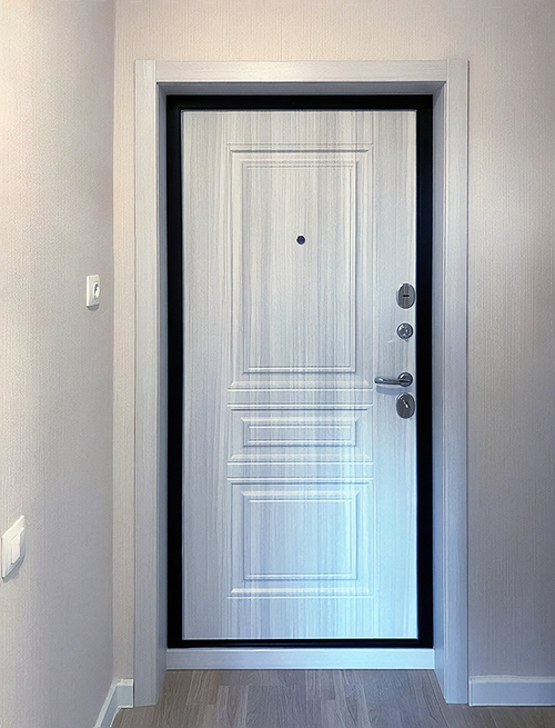 Фото установленной квартирной двери