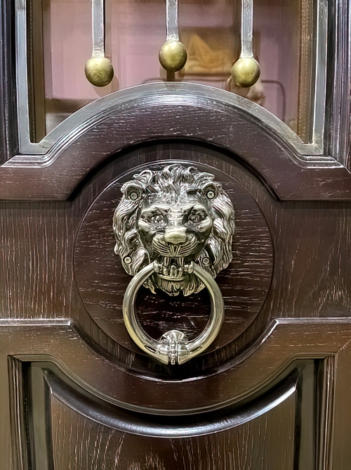 Кнокер с кольцом Кнокер с кольцом