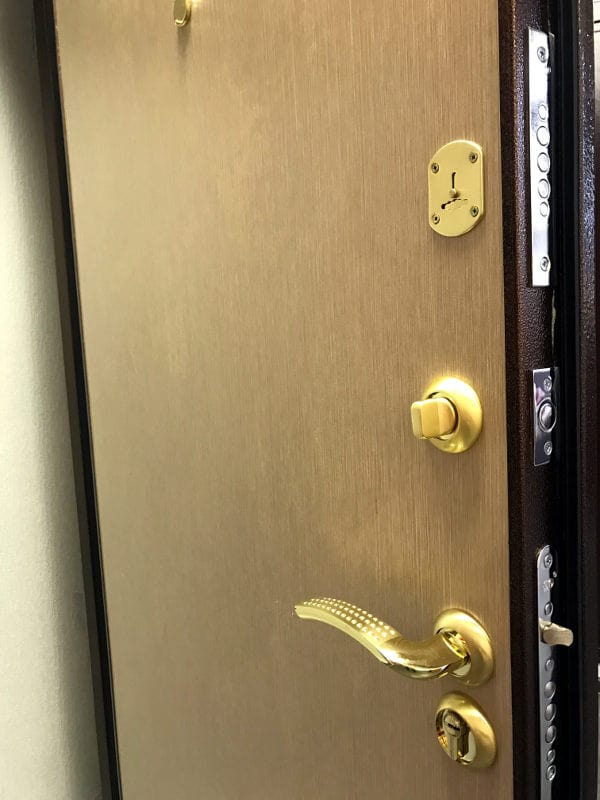 Ламинированная панель Ламинированная панель