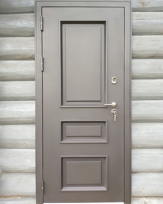 Синяя дверь с металлобагетом Синяя дверь с металлобагетом