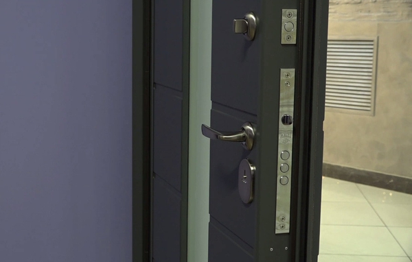 Замки Замки