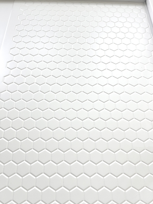 Панель с белой покраской Панель с белой покраской