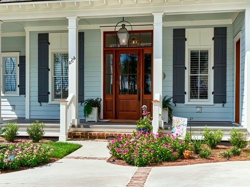 Парадная дверь из массива Парадная дверь из массива