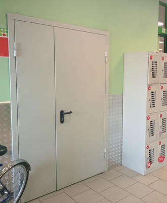 Какой размер входной двери должен быть в торговое помещение?