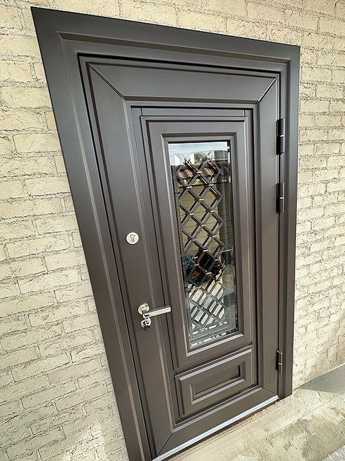 Стальная дверь со стеклом Стальная дверь со стеклом