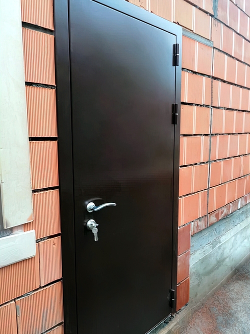 Стальная входная дверь (коттеджный посёлок «Федоскино Парк») Стальная входная дверь (коттеджный посёлок «Федоскино Парк»)