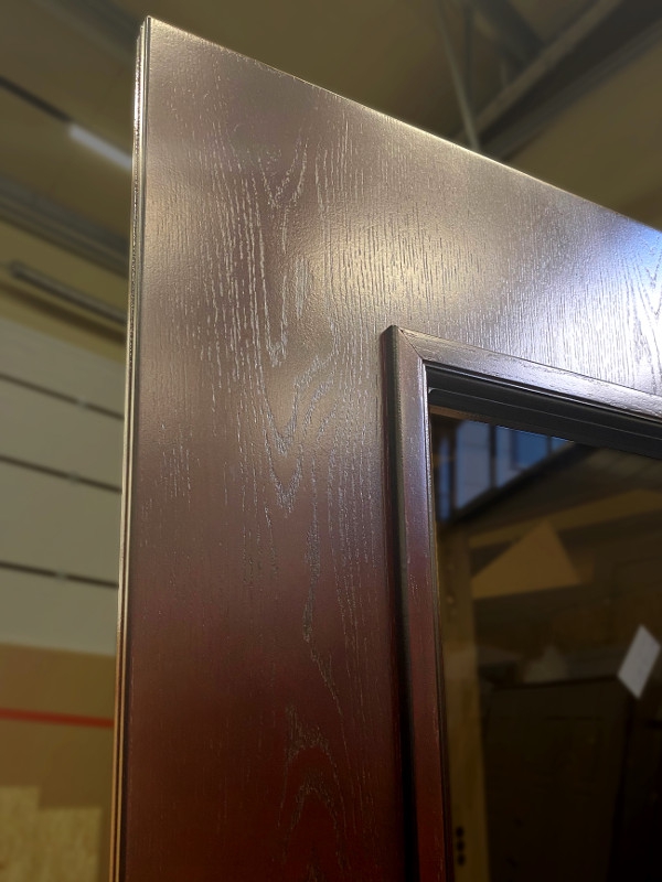 Створка со стеклом, вид спереди Створка со стеклом, вид спереди