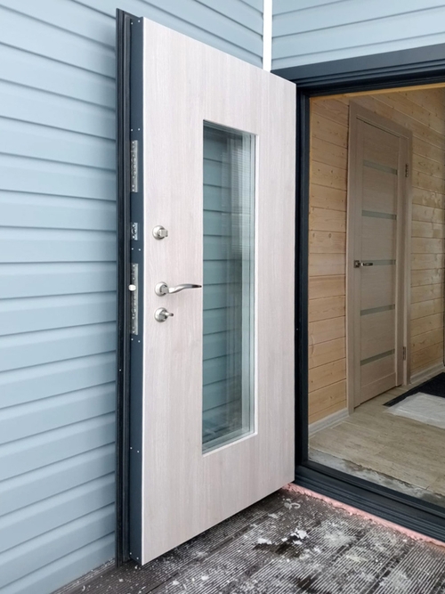 Термодверь порошок-МДФ с двухкамерным стеклопакетом Термодверь порошок-МДФ с двухкамерным стеклопакетом