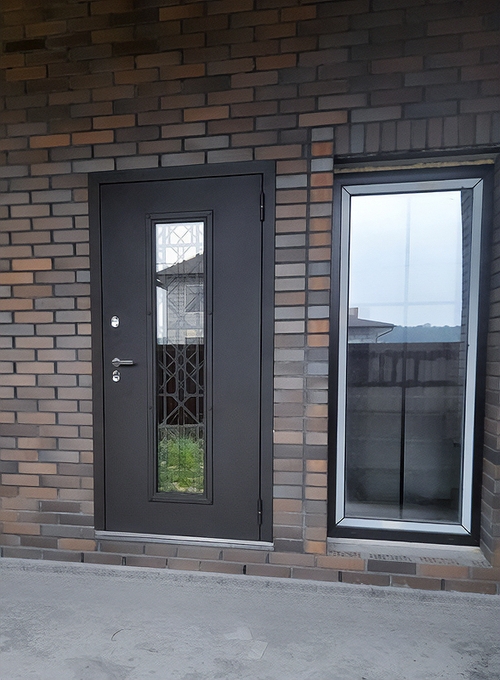 Входная дверь со стеклопакетом Входная дверь со стеклопакетом