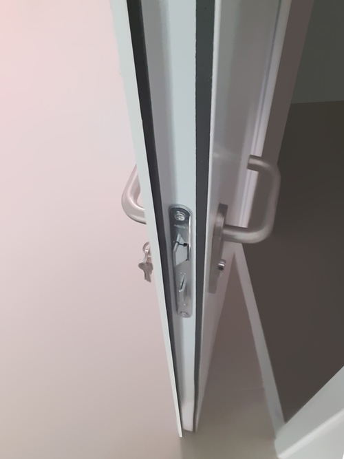 Замок с ручкой Замок с ручкой